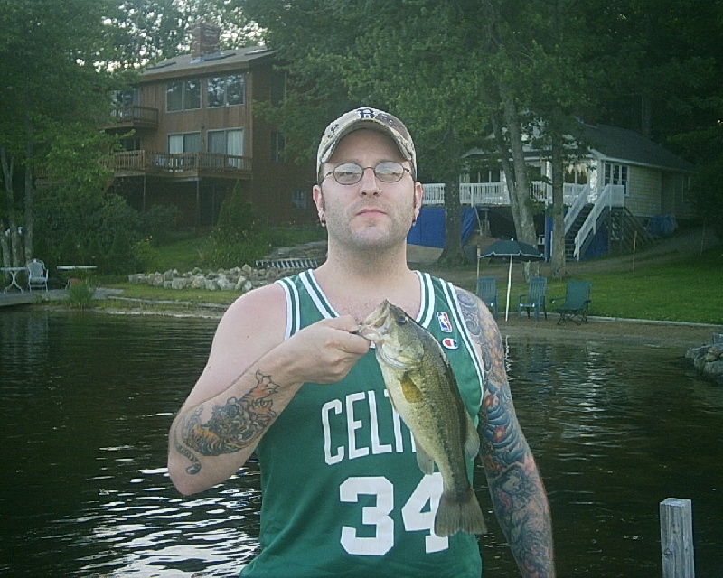 7-22-07 LM Bass - 14 1-2in. 1 1-4lbs. - Arlington Lake - Salem, NH